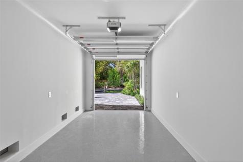 621 SW 5 Place Fort Lauderdale FL 33315