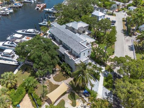621 SW 5 Place Fort Lauderdale FL 33315