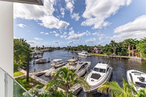 621 SW 5 Place Fort Lauderdale FL 33315