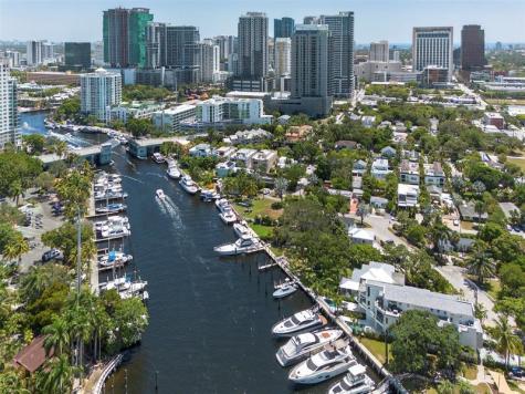 621 SW 5 Place Fort Lauderdale FL 33315