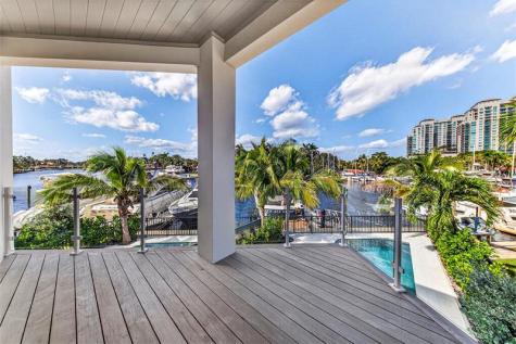 621 SW 5 Place Fort Lauderdale FL 33315