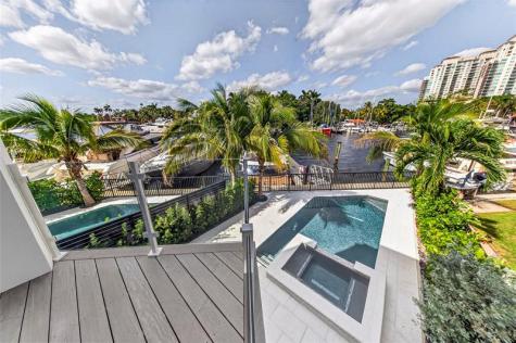 621 SW 5 Place Fort Lauderdale FL 33315