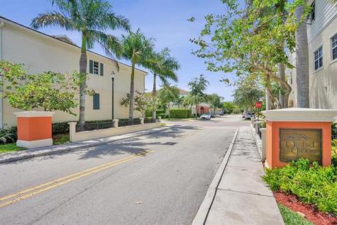 608 SW 3rd Avenue Pompano Beach FL 33060