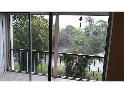 3280 Spanish Moss Terrace Lauderhill FL 33319