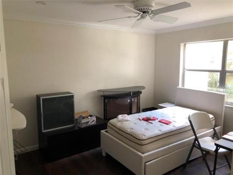 3280 Spanish Moss Terrace Lauderhill FL 33319