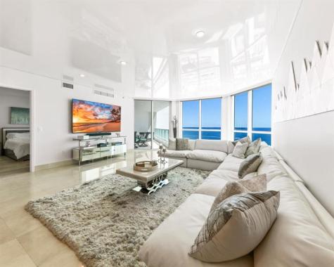 101 S Fort Lauderdale Beach Boulevard Fort Lauderdale FL 33316