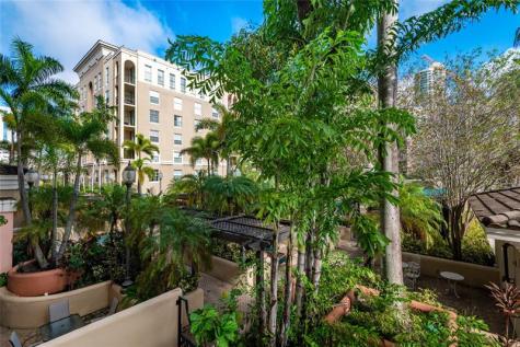 520 SE 5th Avenue Fort Lauderdale FL 33301