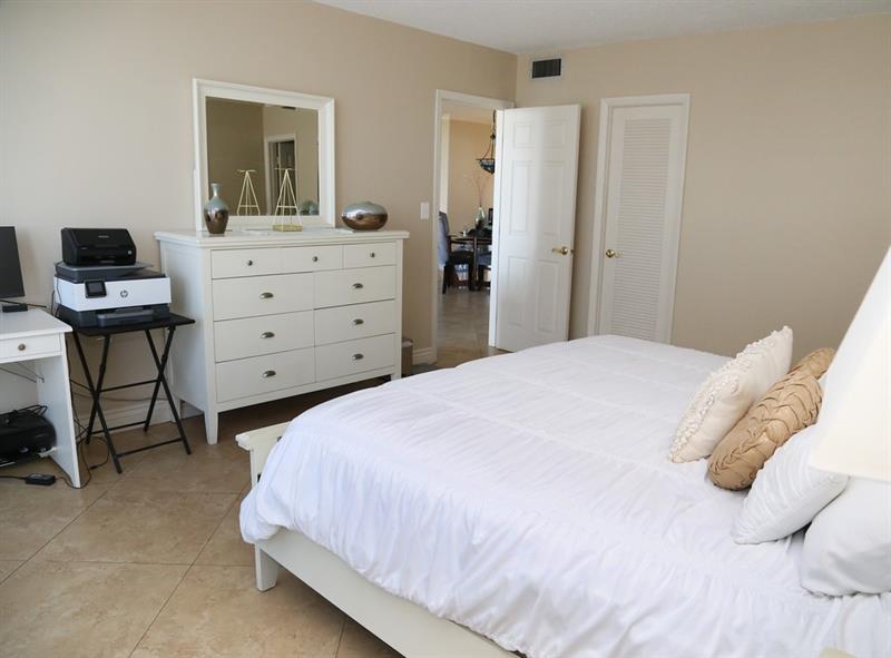 521 N Riverside Drive Pompano Beach FL 33062