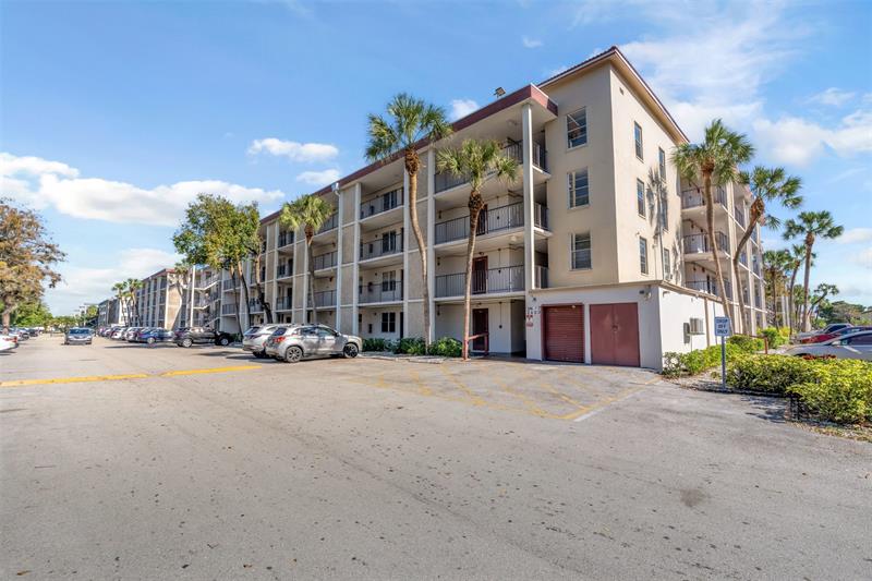 2600 NW 49th Avenue Lauderdale Lakes FL 33313