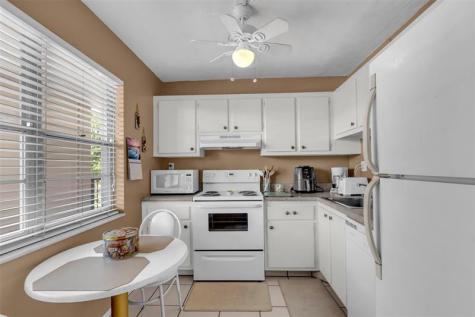 2600 NW 49th Avenue Lauderdale Lakes FL 33313