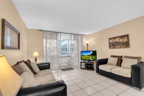 2600 NW 49th Avenue Lauderdale Lakes FL 33313