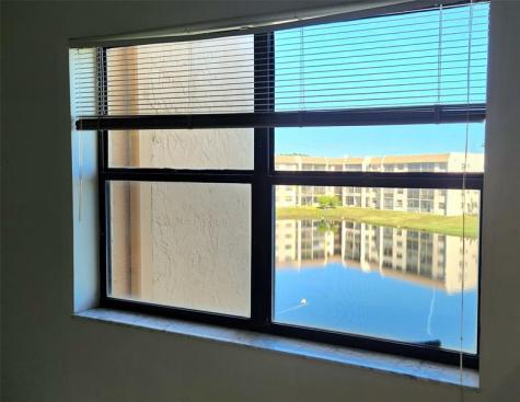 10467 S Sunrise Lakes Boulevard Sunrise FL 33322