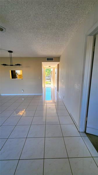 10467 S Sunrise Lakes Boulevard Sunrise FL 33322