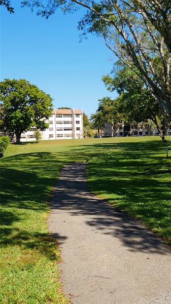 10467 S Sunrise Lakes Boulevard Sunrise FL 33322