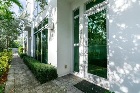 3406 SE 6th Street Pompano Beach FL 33062