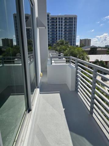 3406 SE 6th Street Pompano Beach FL 33062