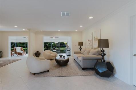 9277 Vista Del Lago Boca Raton FL 33428