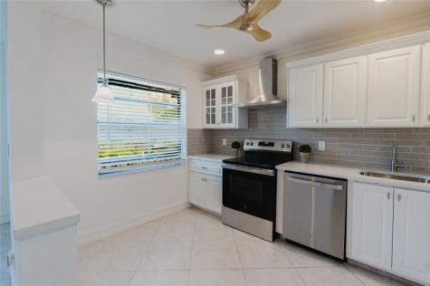 9277 Vista Del Lago Boca Raton FL 33428