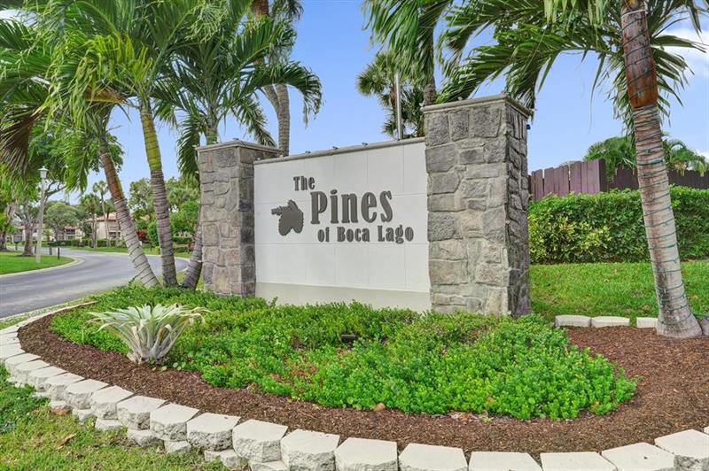 9277 Vista Del Lago Boca Raton FL 33428