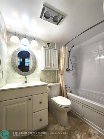 101 NE 19th Avenue Deerfield Beach FL 33441