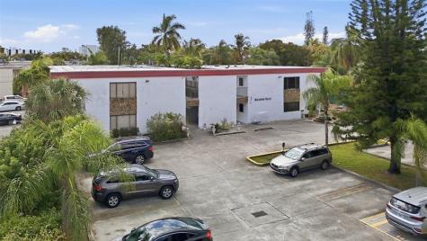 2514 Taylor Street Hollywood FL 33020