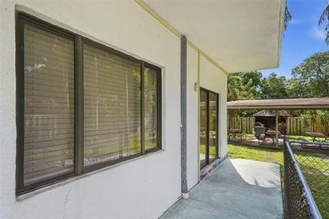 2514 Taylor Street Hollywood FL 33020