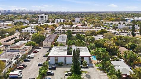 2514 Taylor Street Hollywood FL 33020