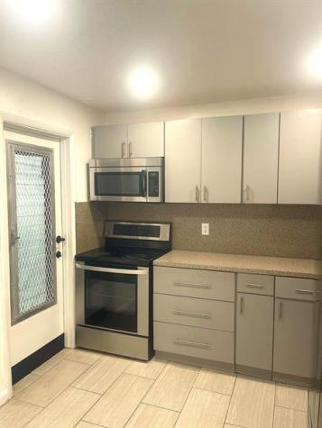 4141 NW 44th Avenue Lauderdale Lakes FL 33319