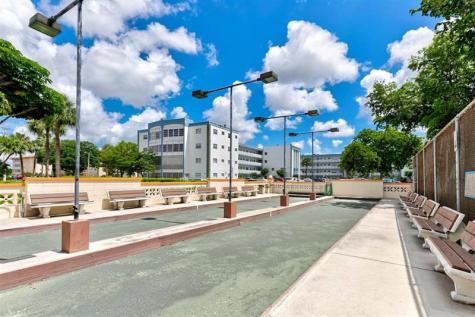 4141 NW 44th Avenue Lauderdale Lakes FL 33319