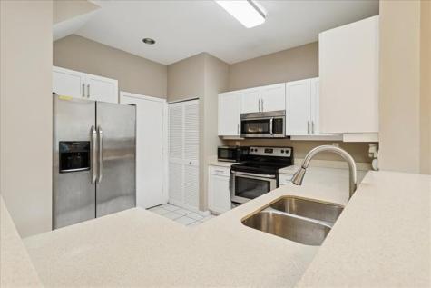 10334 SW 20 Miramar FL 33025