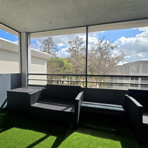 4898 NW 29th Court Lauderdale Lakes FL 33313