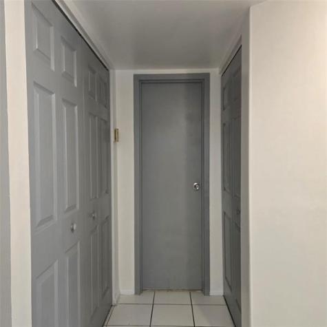 4898 NW 29th Court Lauderdale Lakes FL 33313