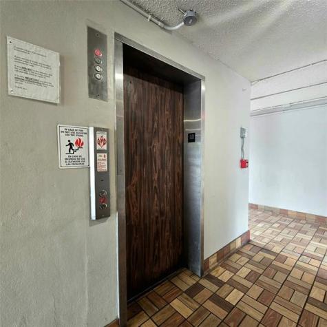 4898 NW 29th Court Lauderdale Lakes FL 33313