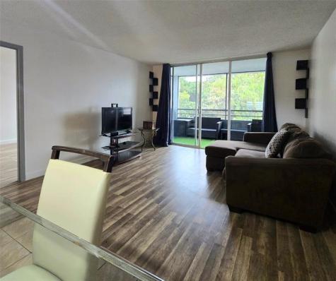 4898 NW 29th Court Lauderdale Lakes FL 33313