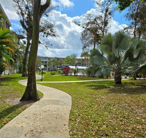 4898 NW 29th Court Lauderdale Lakes FL 33313