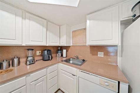 8225 Lake Drive Doral FL 33166