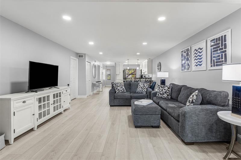 9286 Vista Del Lago Boca Raton FL 33428