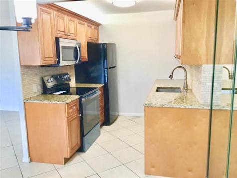 2035 Exeter B Boca Raton FL 33434