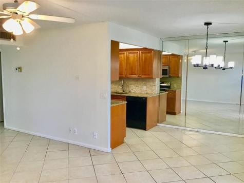 2035 Exeter B Boca Raton FL 33434