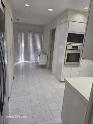 3501 Keyser Avenue Hollywood FL 33021