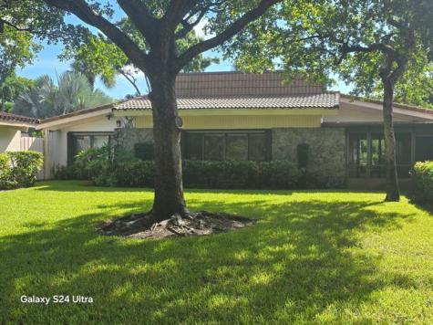 3501 Keyser Avenue Hollywood FL 33021