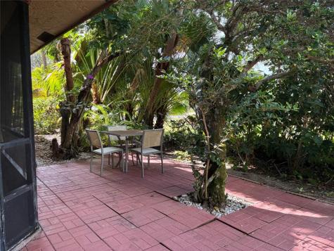 5425 10TH Fairway Drive Delray Beach FL 33484