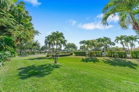 5425 10TH Fairway Drive Delray Beach FL 33484