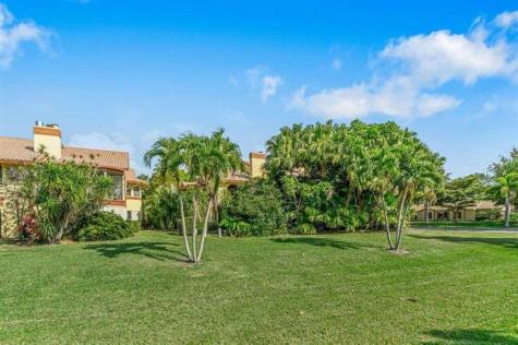 5425 10TH Fairway Drive Delray Beach FL 33484