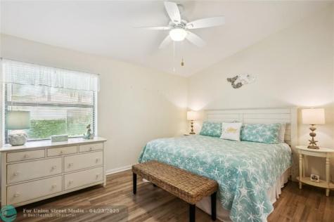 35 Centennial Court Deerfield Beach FL 33442