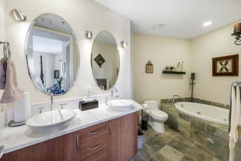 2631 NE 14th Avenue Wilton Manors FL 33334