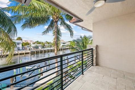 2727 NE 14th Street Fort Lauderdale FL 33304