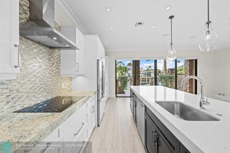 2727 NE 14th Street Fort Lauderdale FL 33304