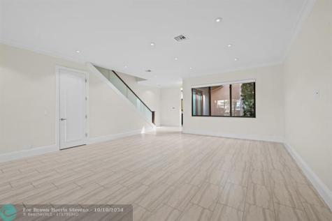 2727 NE 14th Street Fort Lauderdale FL 33304