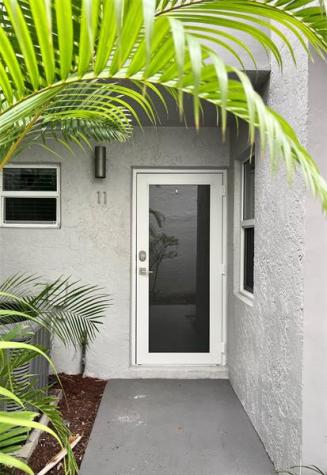 801 SE 16th Court Fort Lauderdale FL 33316